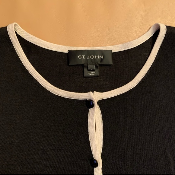 St. John long sleeve wool sweater size large color block white black! - Picture 4 of 7